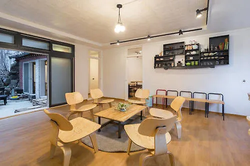 ** Hotel 9 Road - Hostel Seoul South Korea